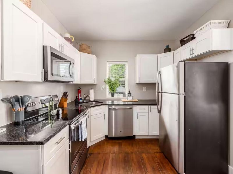370 Forest Street, Columbus, OH 43206 Photo 3