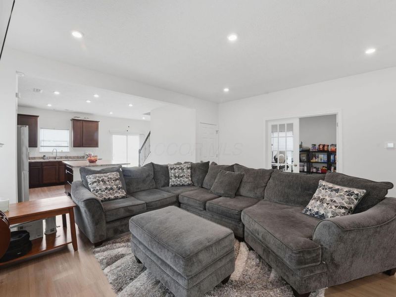 5409 Coble Park Drive, Canal Winchester, OH 43110 Photo 11