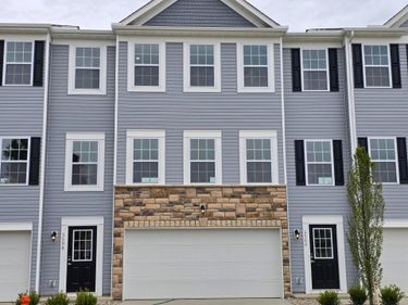 5598 Village Channel Drive, Canal Winchester, OH 43110
