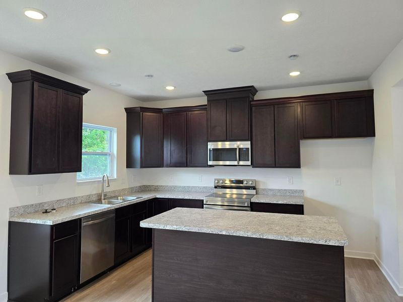 5598 Village Channel Drive , Canal Winchester, OH 43110 Photo 8
