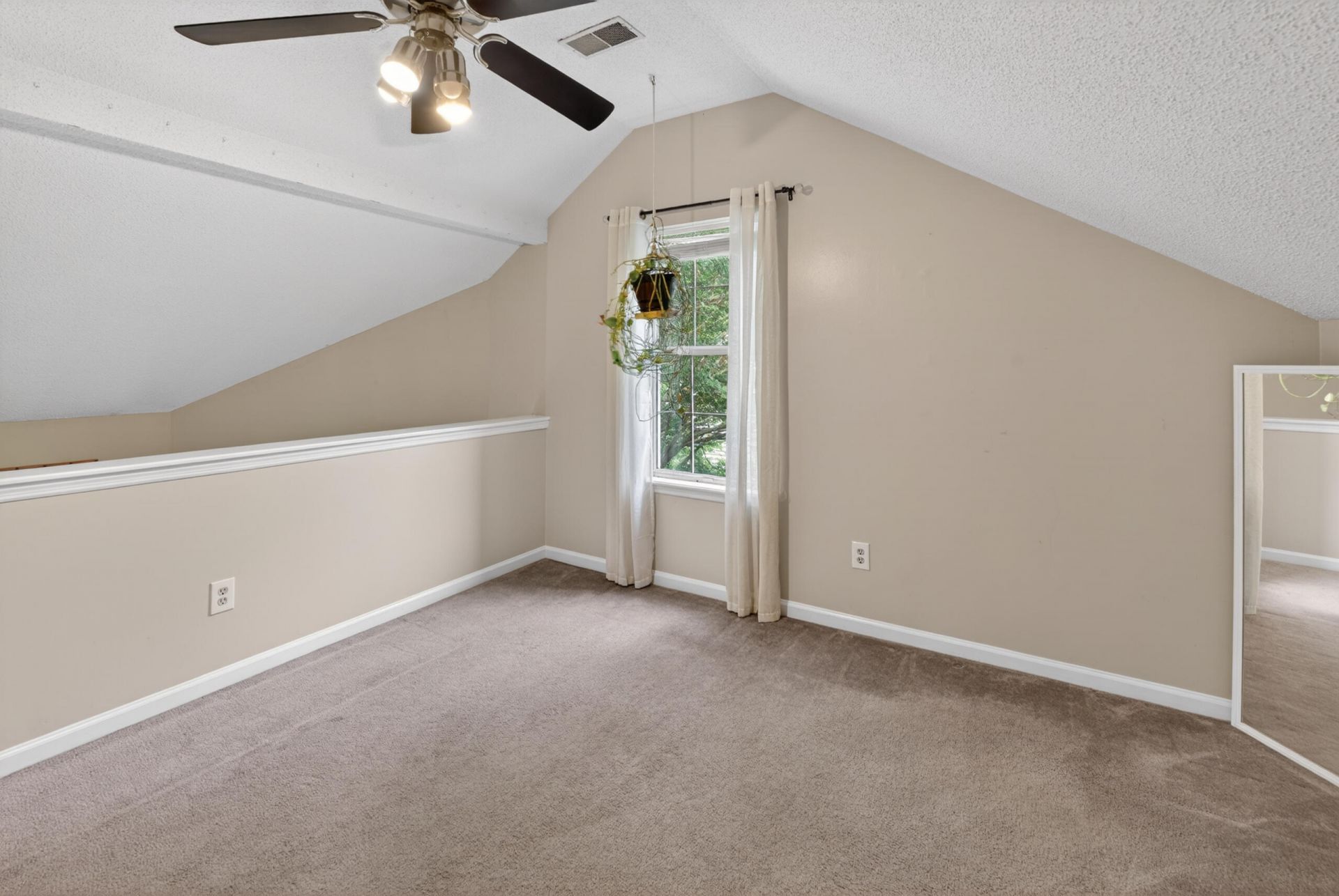 236 Smithfield Avenue Photo 22