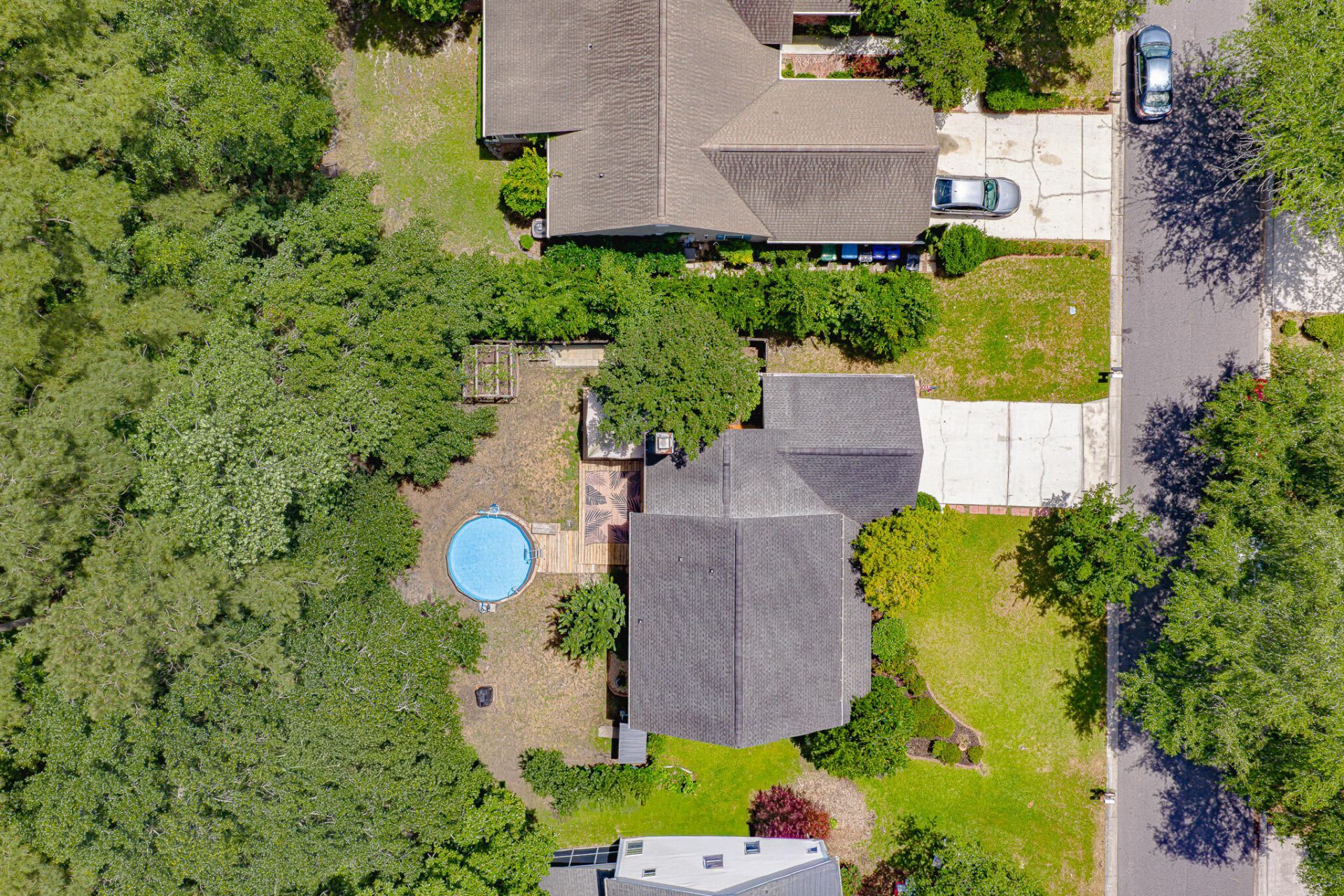 236 Smithfield Avenue Photo 35