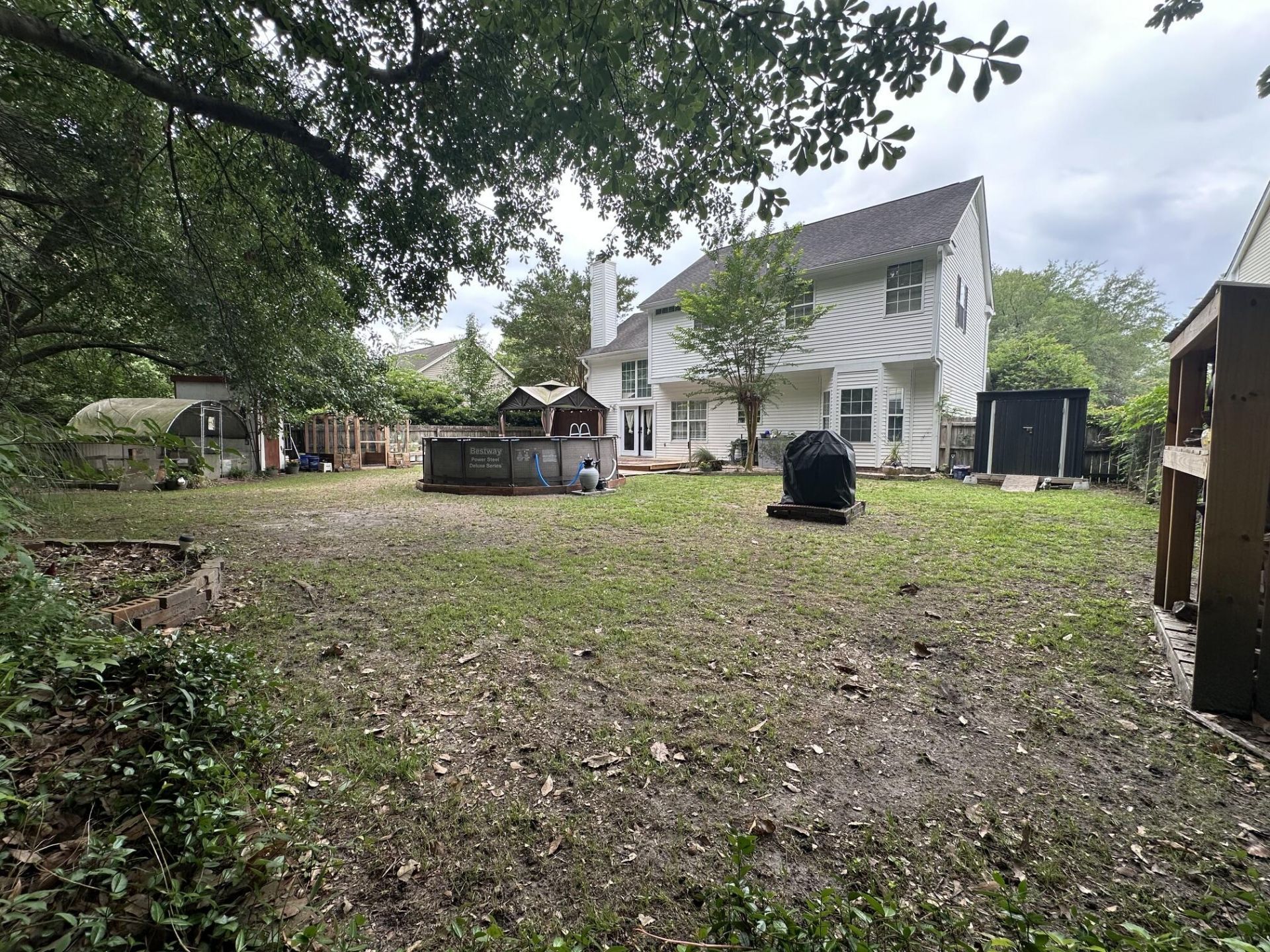 236 Smithfield Avenue Photo 36