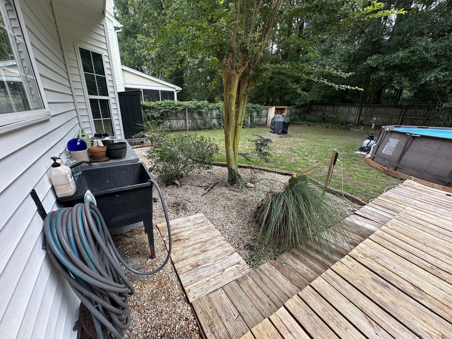236 Smithfield Avenue Photo 38