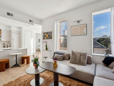 55 Ashley Avenue, Unit 17, Charleston, SC 29401