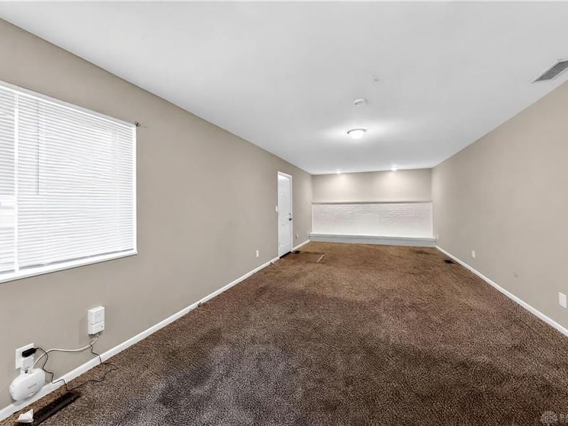 312 Porter Drive, Englewood, OH 45322 Photo 5
