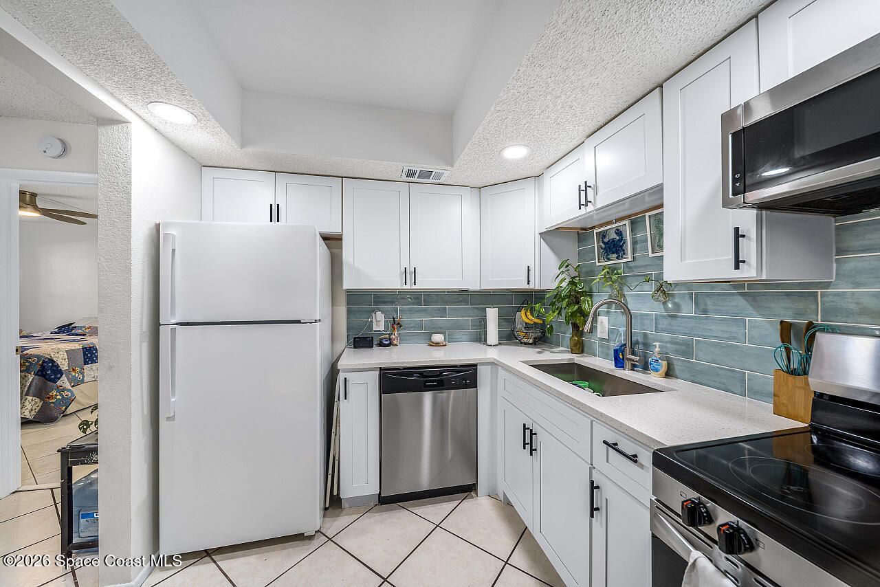 1507 SE Royal Green Circle , Unit 102, Port Saint Lucie, FL 34952 Photo