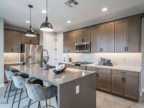 3833 S DAISY Avenue, Mesa, AZ 85212