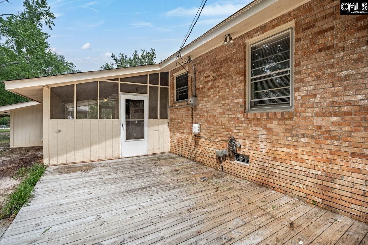 7005 John Edward Street Photo 32