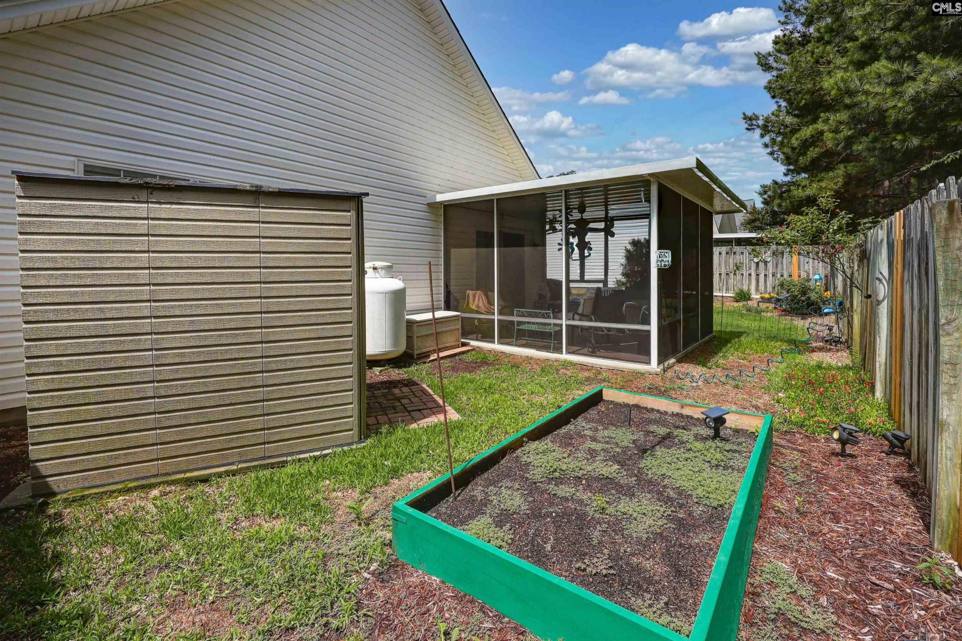 1033 Ivy Green Circle  Photo 21