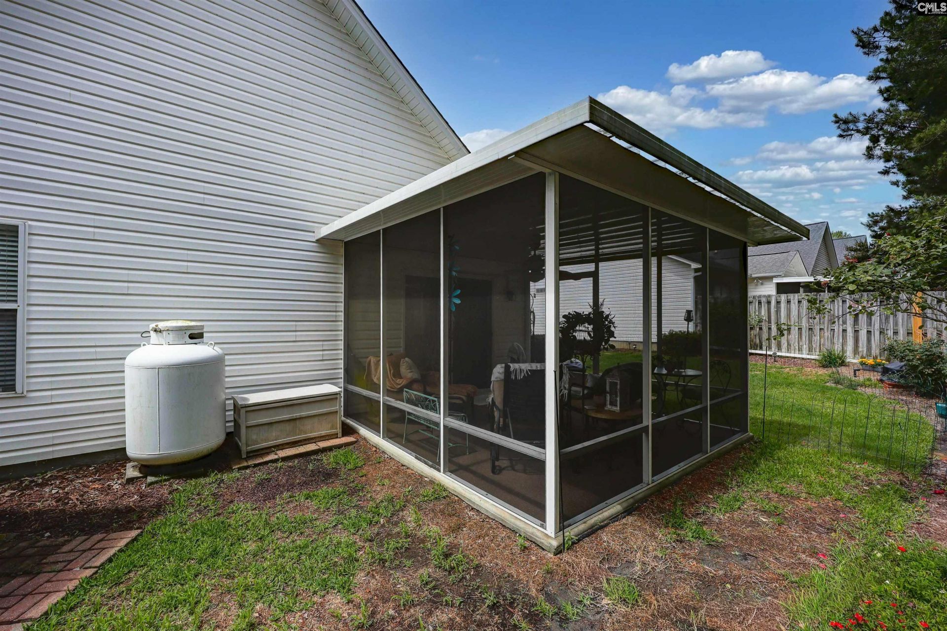 1033 Ivy Green Circle  Photo 22