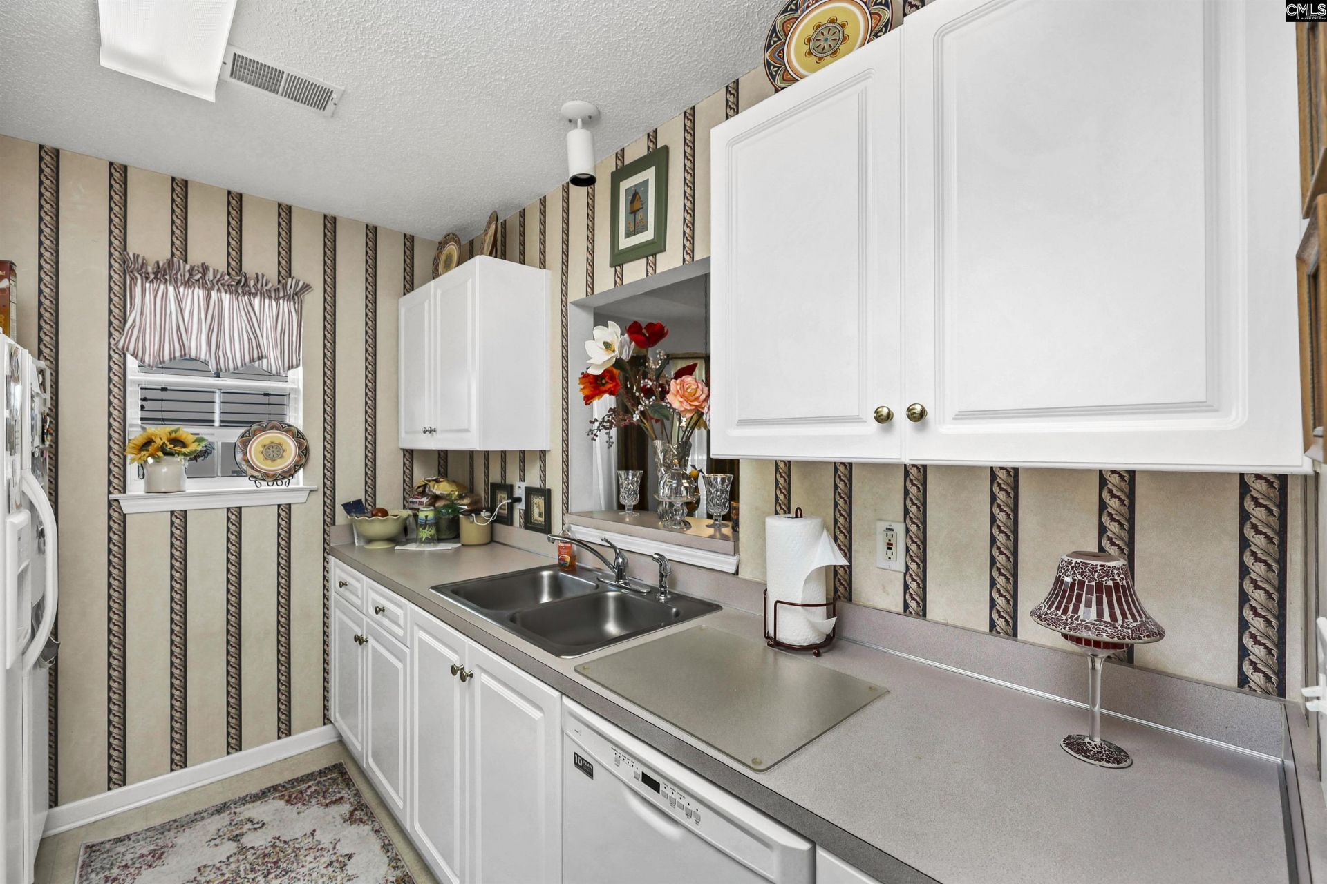 1033 Ivy Green Circle  Photo 35