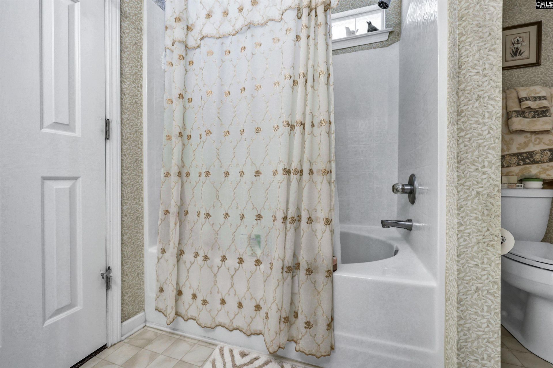 1033 Ivy Green Circle  Photo 8