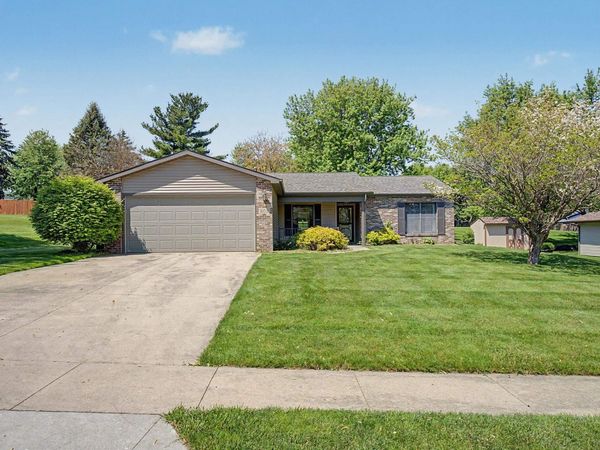 605 Timberlane Drive, Kendallville, IN 46755