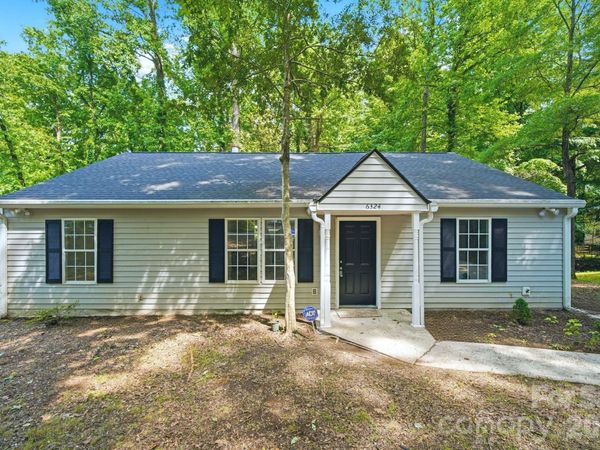6324 Grove Park Boulevard, Charlotte, NC 28215