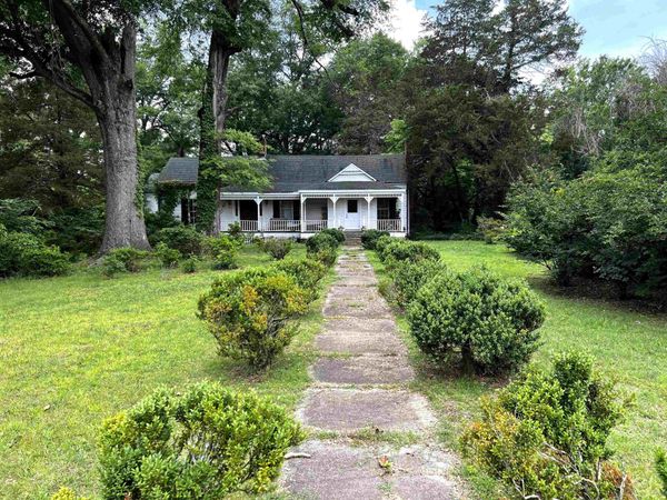 320 FOURTH ST, La Grange, TN 38057