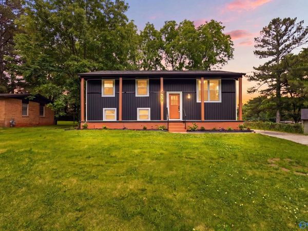 439 N Edgemont Circle NW, Huntsville, AL 35811