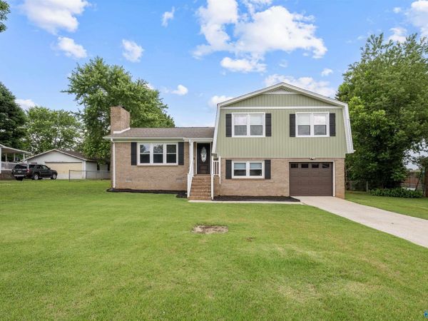 103 Mcfarlen Drive, Hazel Green, AL 35750