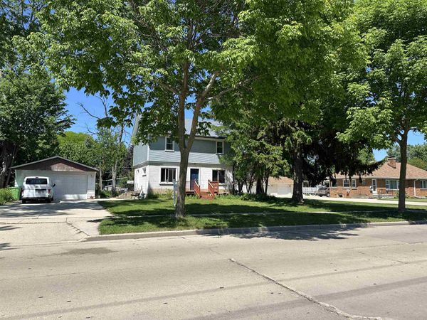 508 Prospect Avenue, Beaver Dam, WI 53916