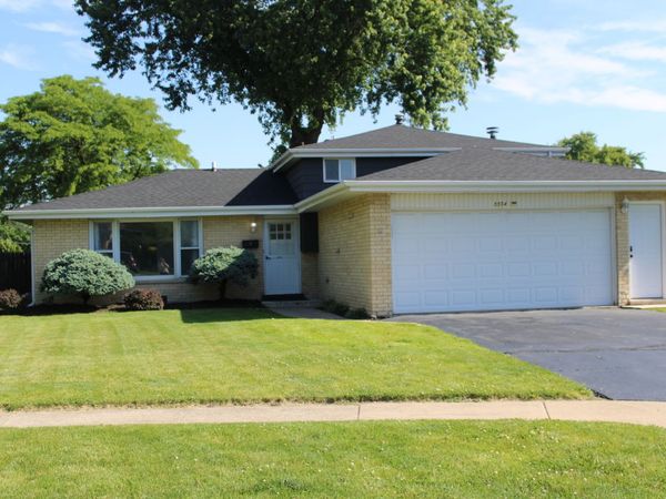 5554 Linder Court , Crestwood, IL 60418