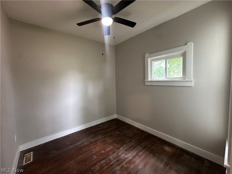2055 W 65th Street, Unit Lower Rear, Cleveland, OH 44102 Photo 10