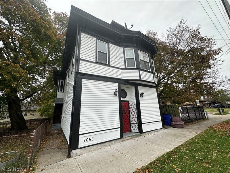2055 W 65th Street, Unit Lower Rear, Cleveland, OH 44102 Photo 2