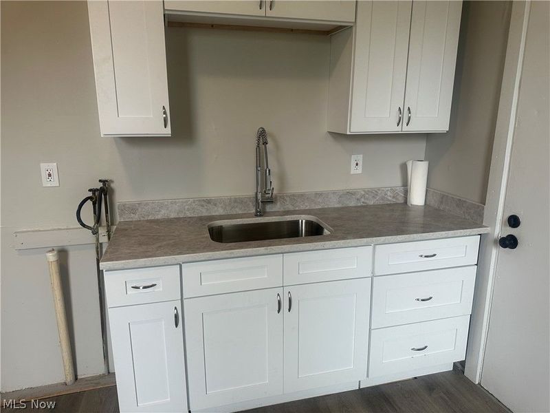 2055 W 65th Street, Unit Lower Rear, Cleveland, OH 44102 Photo 8