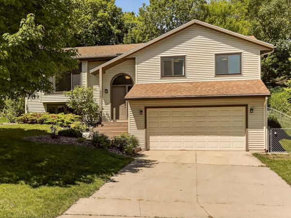 2627 Westridge Lane NW, Rochester, MN 55901