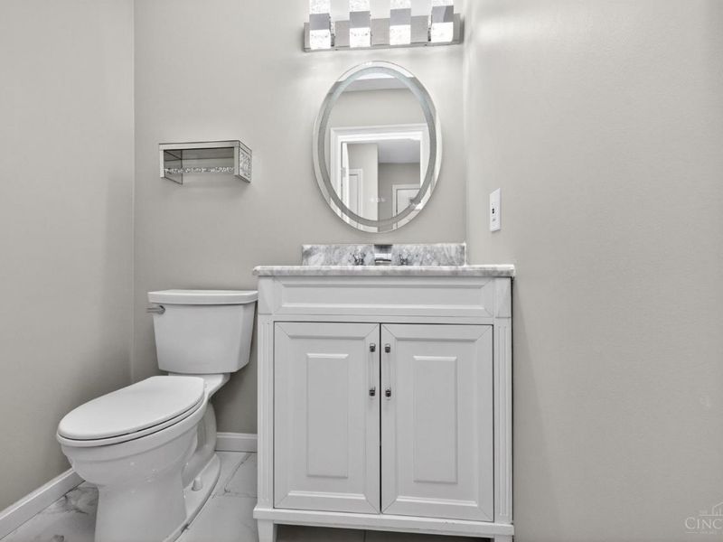 10801 Fallsington Court, Blue Ash, OH 45242 Photo 8