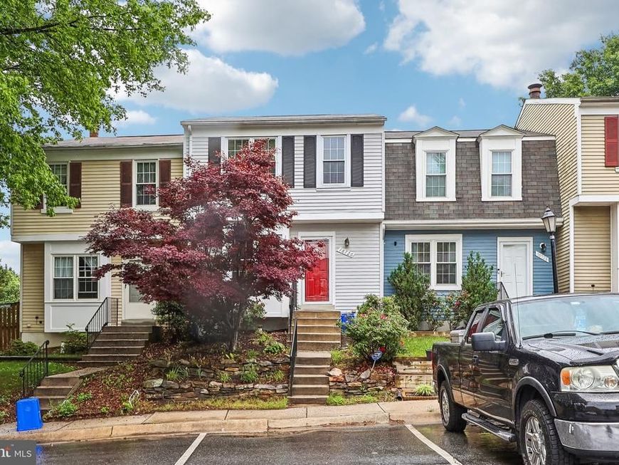 18726 Pikeview Drive, Germantown, MD 20874 Main Photo