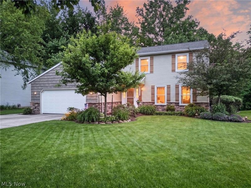 10178 Huntington Park Drive, Strongsville, OH 44136 Photo 2