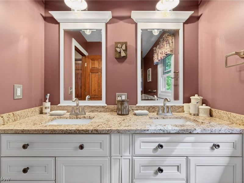 10178 Huntington Park Drive, Strongsville, OH 44136 Photo 27