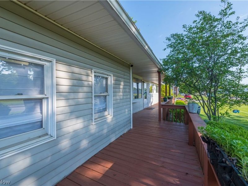 700 Harris Road, Sheffield Lake, OH 44054 Photo 5