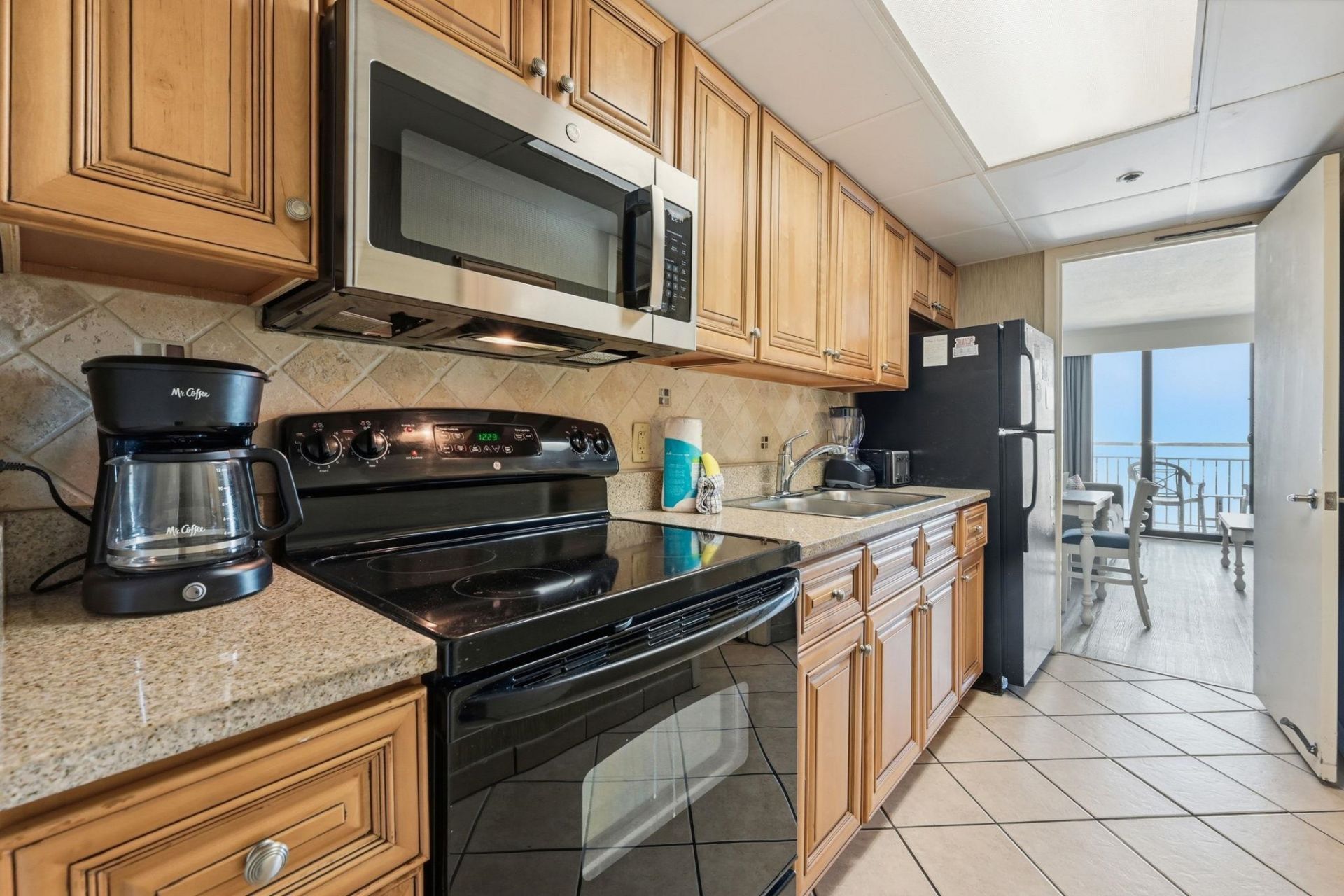 3000 N Ocean Blvd.  Photo 11