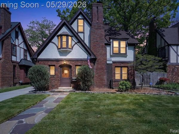 1305 Blanchard Avenue, Flint, MI 48503