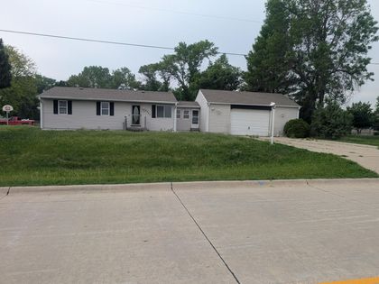 4823 GIFFORD Road Council Bluffs, IA 51501