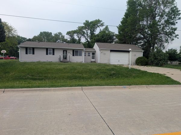 4823 GIFFORD Road, COUNCIL BLUFFS, IA 51501