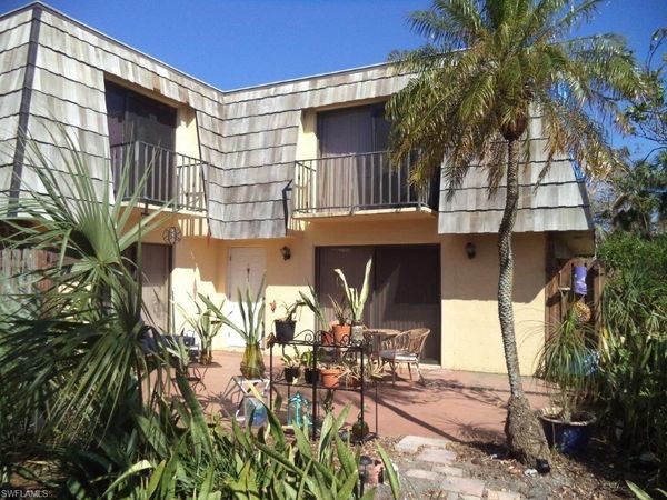 1549 Park Meadows DR, Unit 4, FORT MYERS, FL 33907