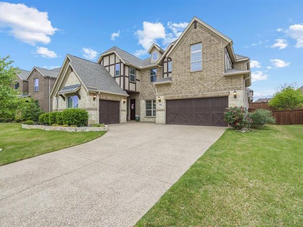9409 Blackpine Court, Lantana, TX 76226