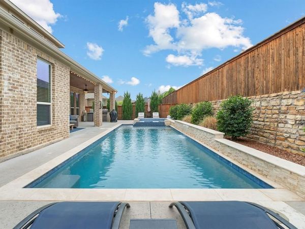 9409 Blackpine Court, Lantana, TX 76226