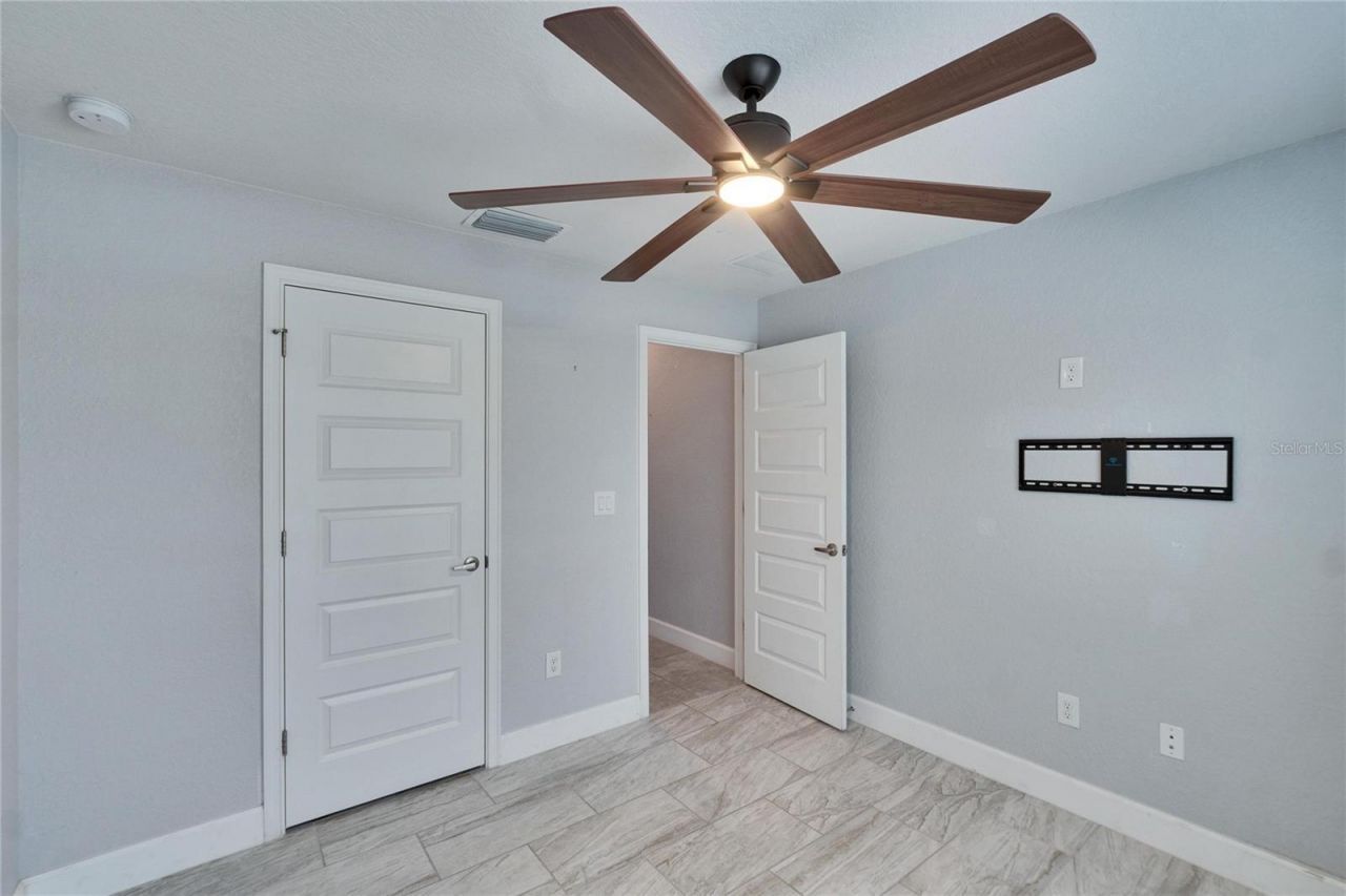14525 Scottburgh Glen Drive, Wimauma, FL 33598 Photo