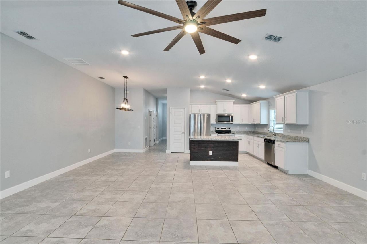 14525 Scottburgh Glen Drive, Wimauma, FL 33598 Photo