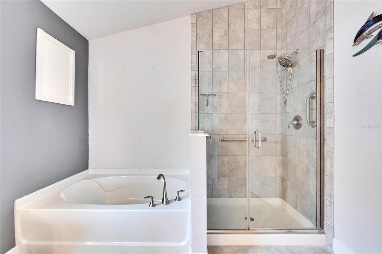 14525 Scottburgh Glen Drive, Wimauma, FL 33598 Photo