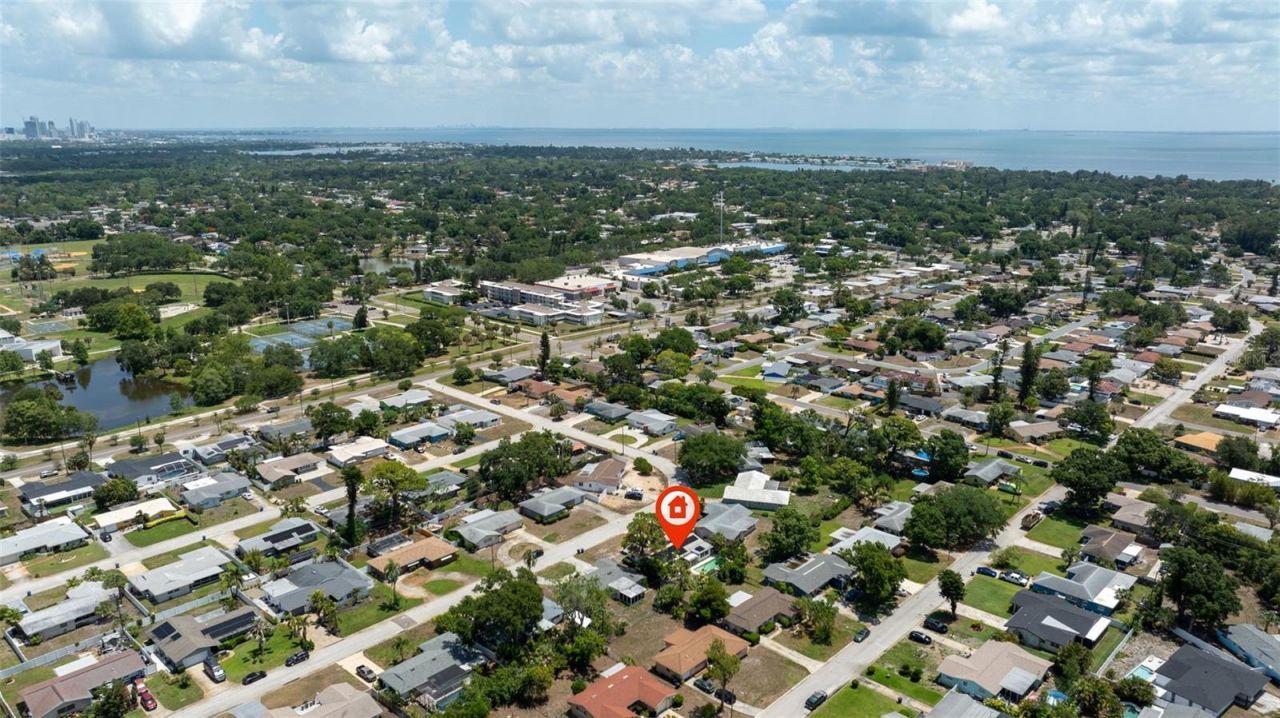1344 62nd Place S, Saint Petersburg, FL 33705 Photo