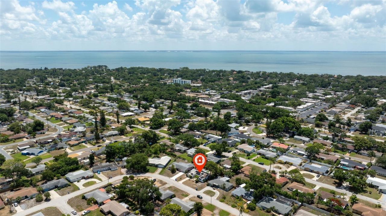 1344 62nd Place S, Saint Petersburg, FL 33705 Photo