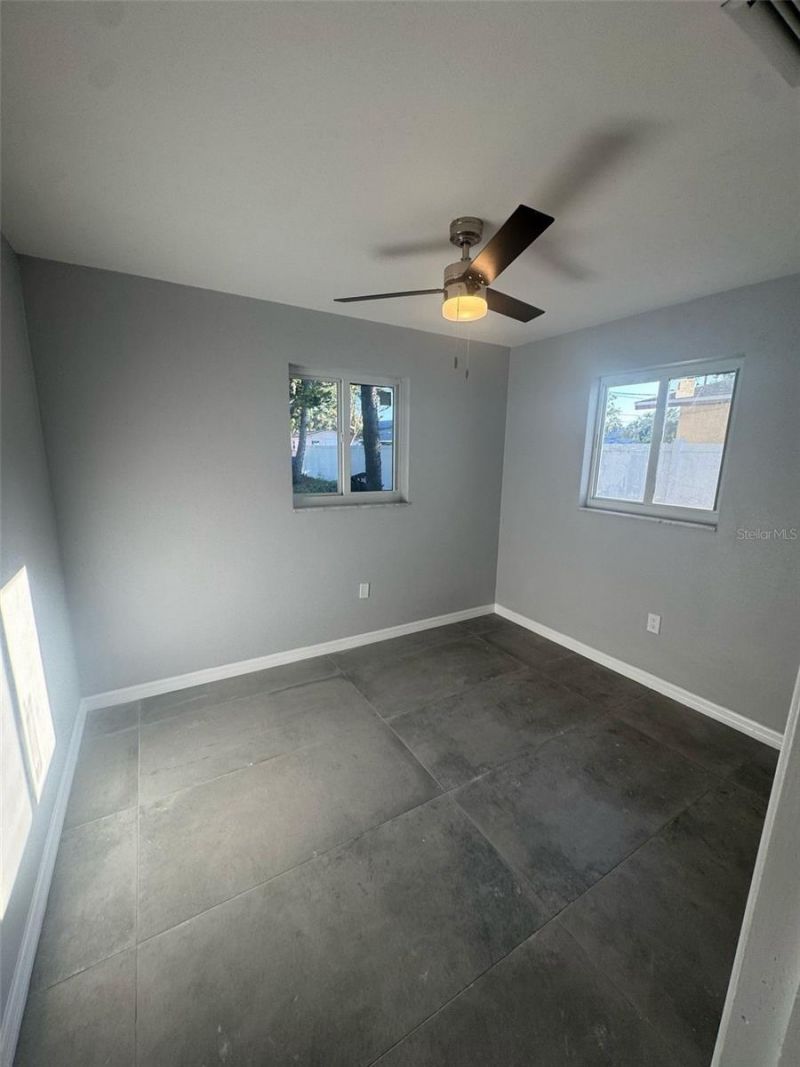 342 51st Avenue N, Saint Petersburg, FL 33703 Photo