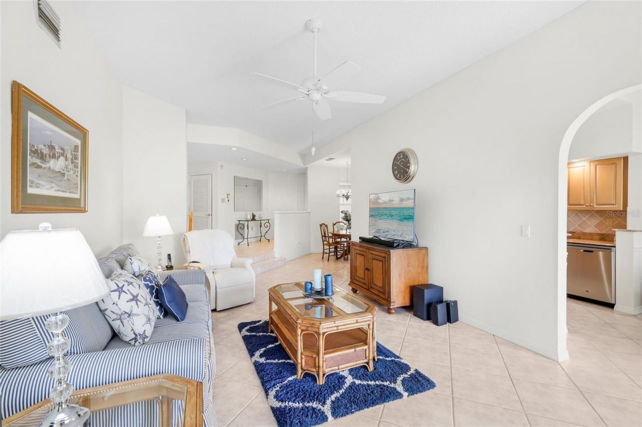 5590 Golf Pointe Drive, Unit 5590, Sarasota, FL 34243 Photo