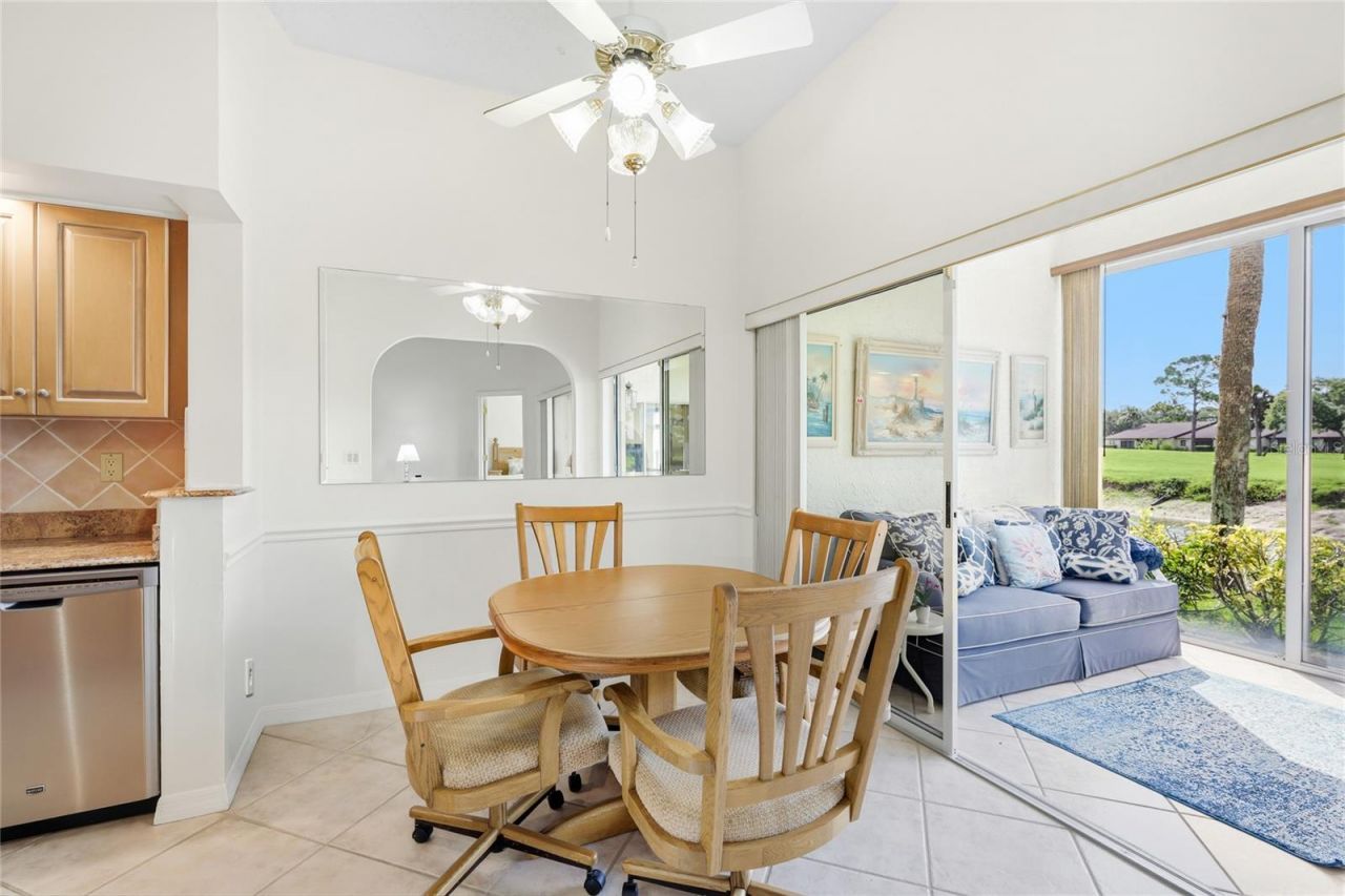 5590 Golf Pointe Drive, Unit 5590, Sarasota, FL 34243 Photo