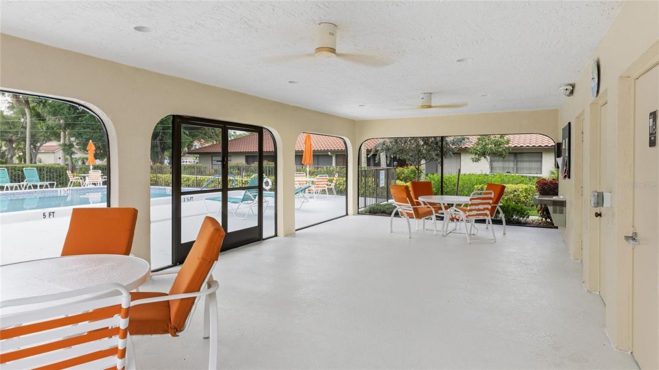 5590 Golf Pointe Drive, Unit 5590, Sarasota, FL 34243 Photo