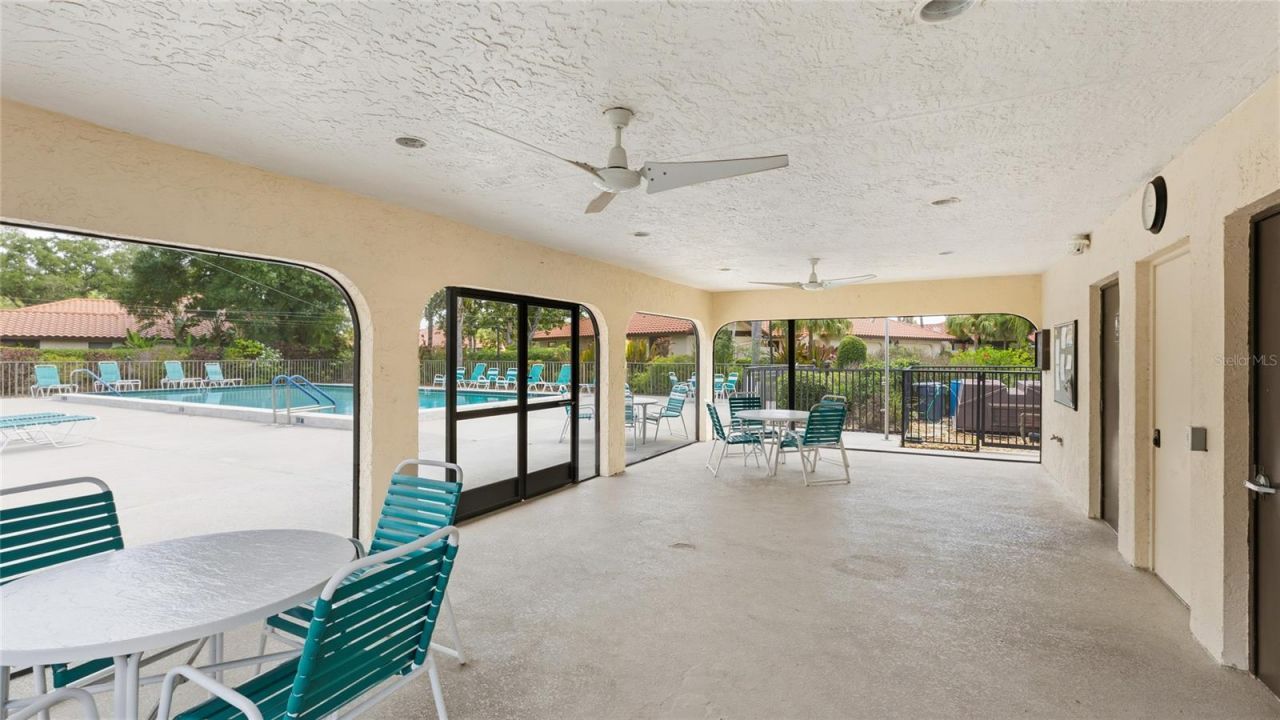 5590 Golf Pointe Drive, Unit 5590, Sarasota, FL 34243 Photo